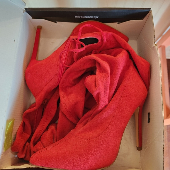 SOLD! - Picture 2 of 6